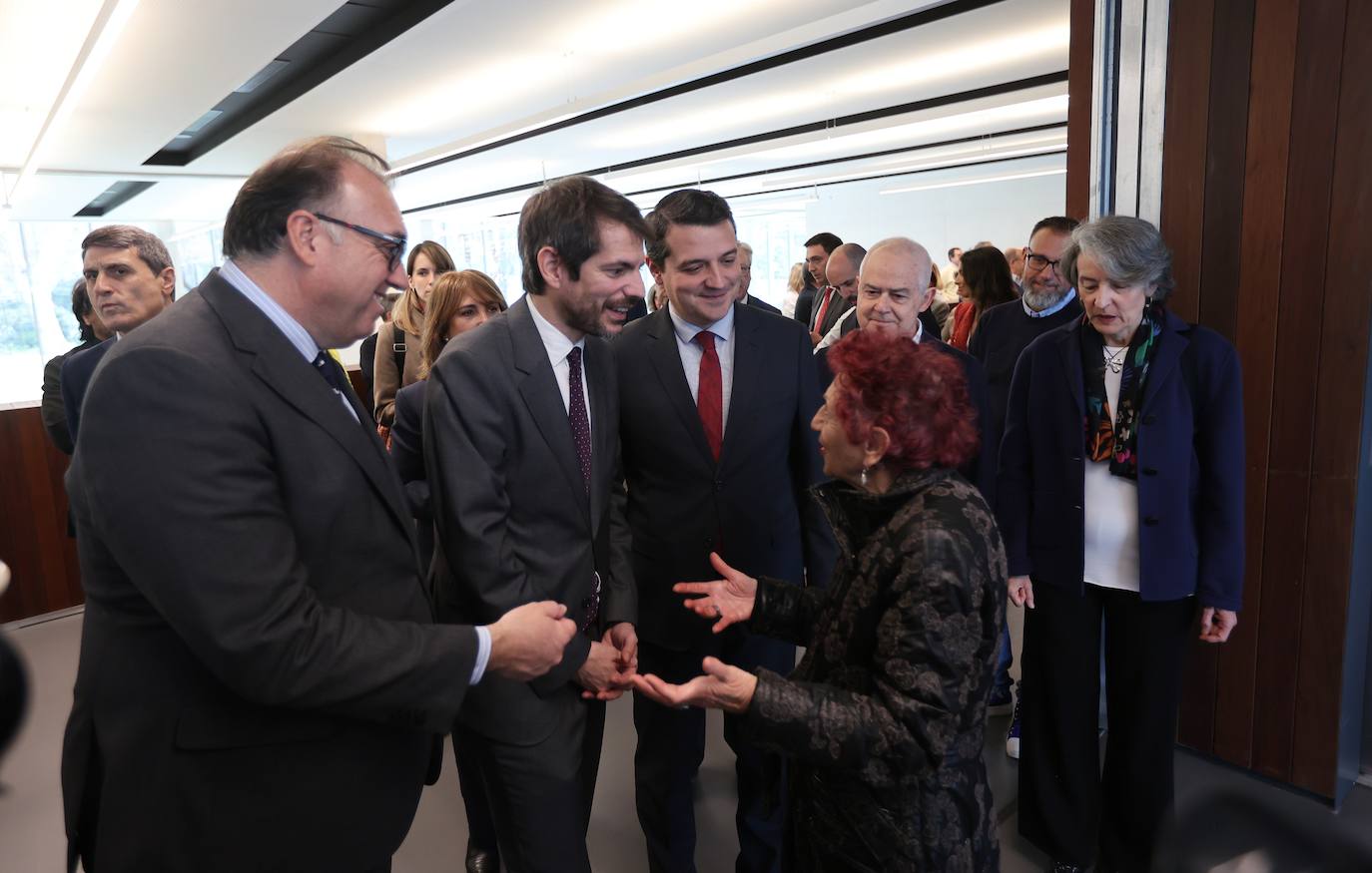 Fotos: la inauguración de la imponente Biblioteca Grupo Cántico de Córdoba
