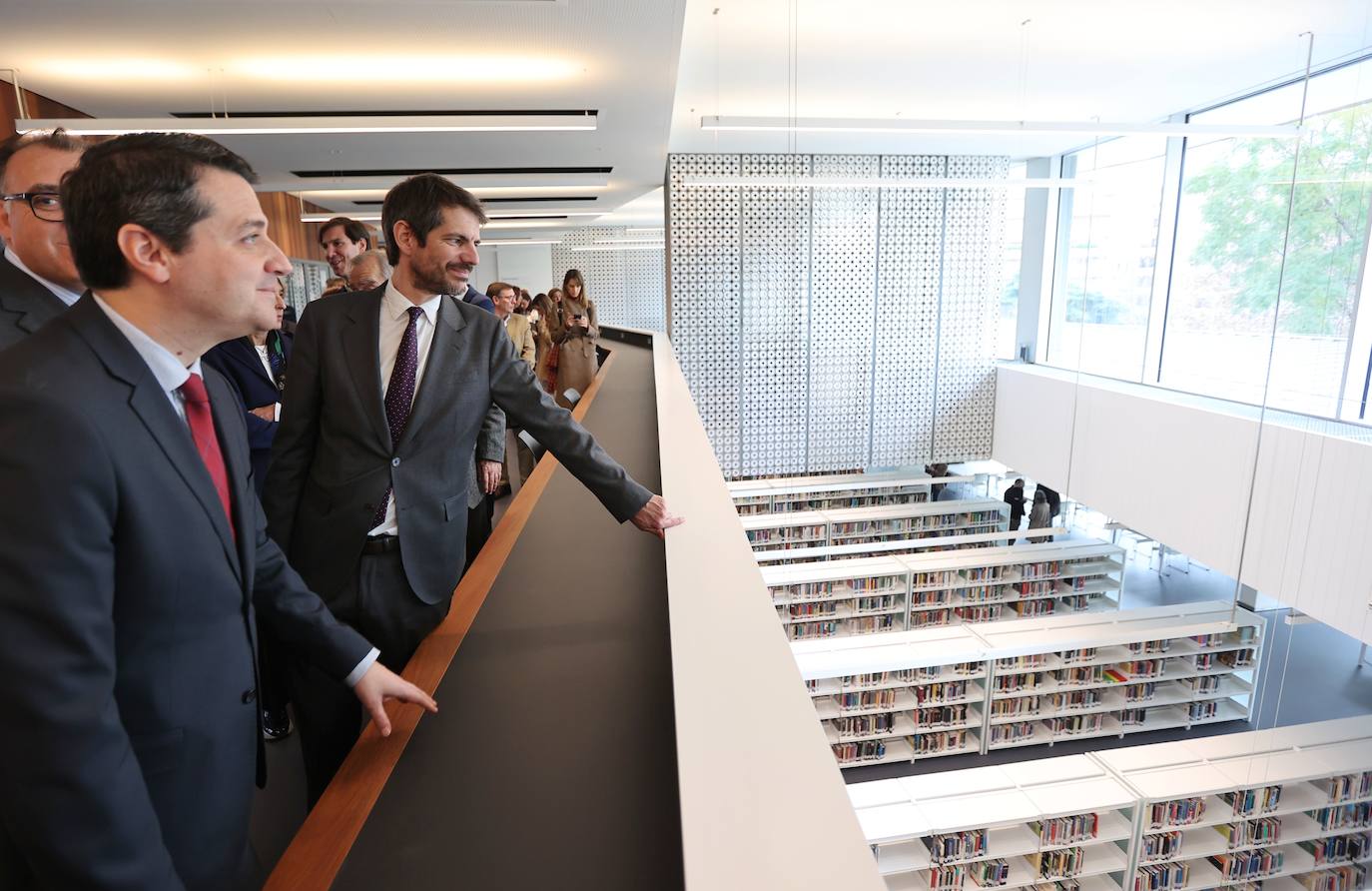 Fotos: la inauguración de la imponente Biblioteca Grupo Cántico de Córdoba