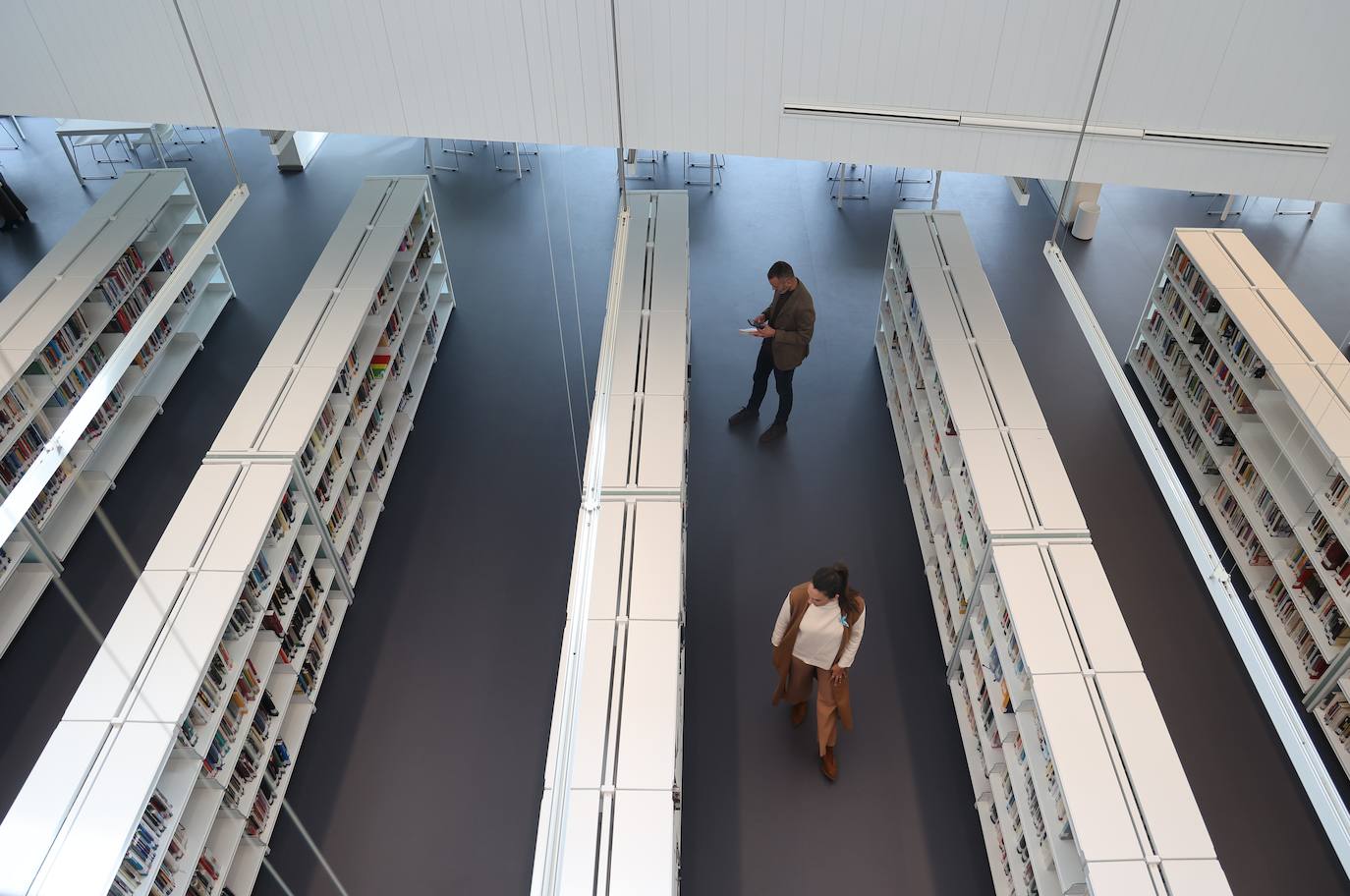 Fotos: la inauguración de la imponente Biblioteca Grupo Cántico de Córdoba