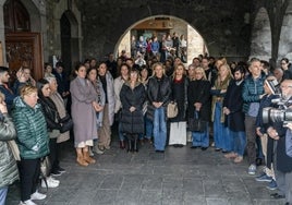 Una familia «normal» de fuertes convicciones religiosas y dos niños con «buen expediente académico»