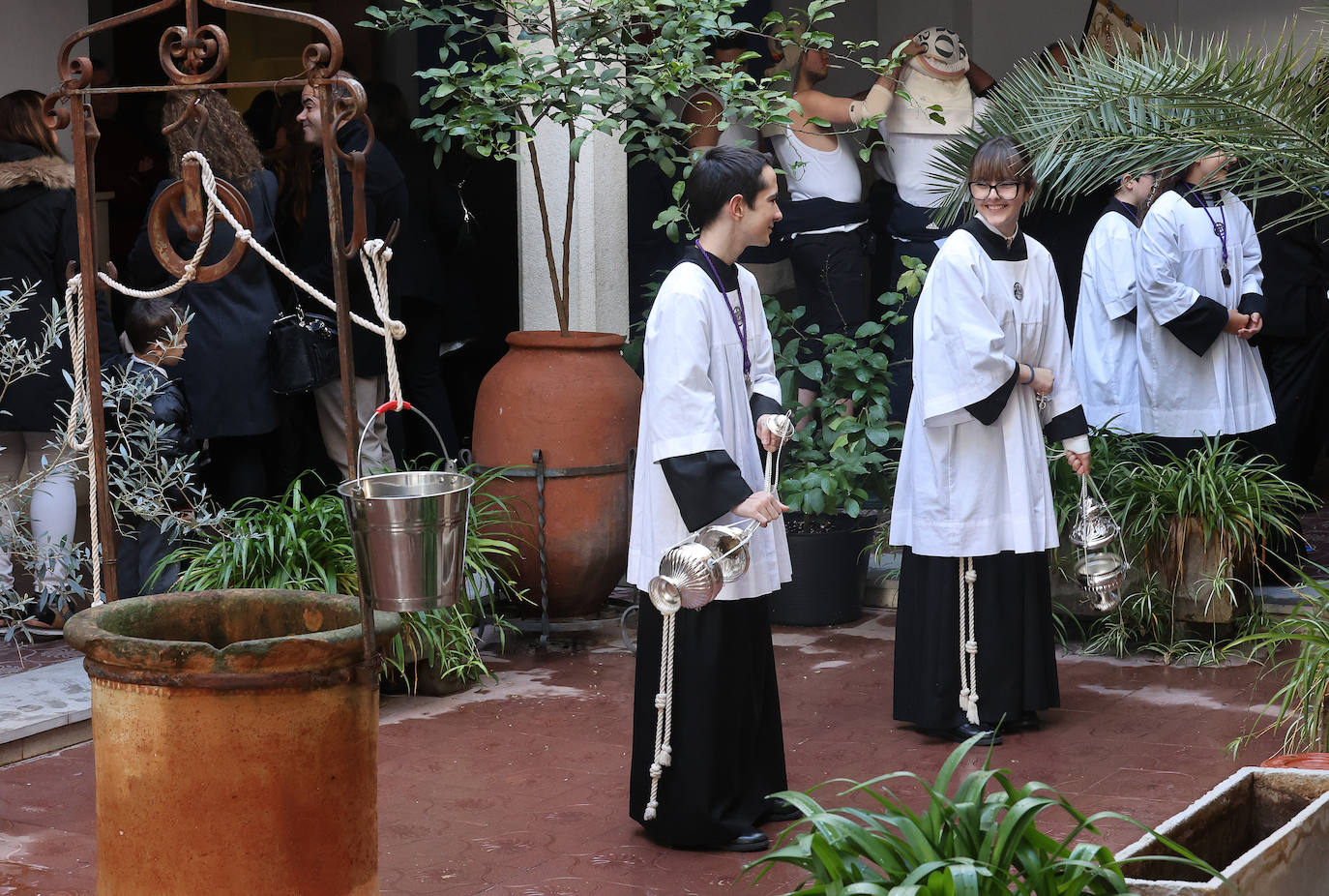 Fotos: La emocionante procesión del Padre Cristóbal en Córdoba