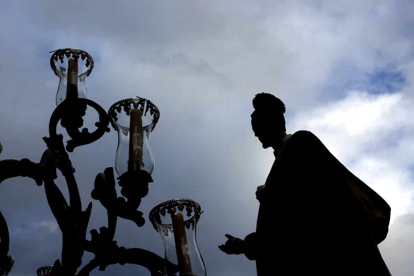 Fotos: La emocionante procesión del Padre Cristóbal en Córdoba