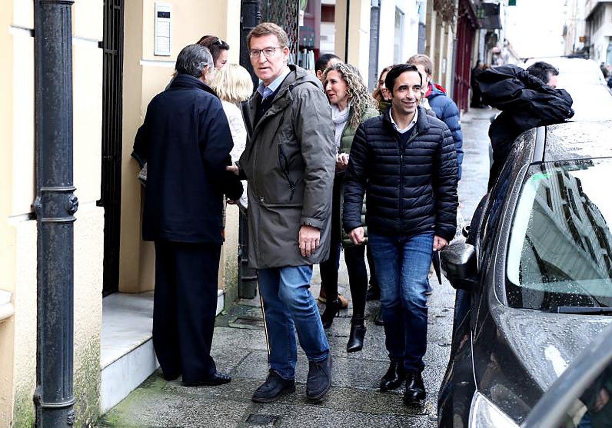Feijóo se desplaza mañana a Cádiz tras conversar con dos guardias civiles heridos