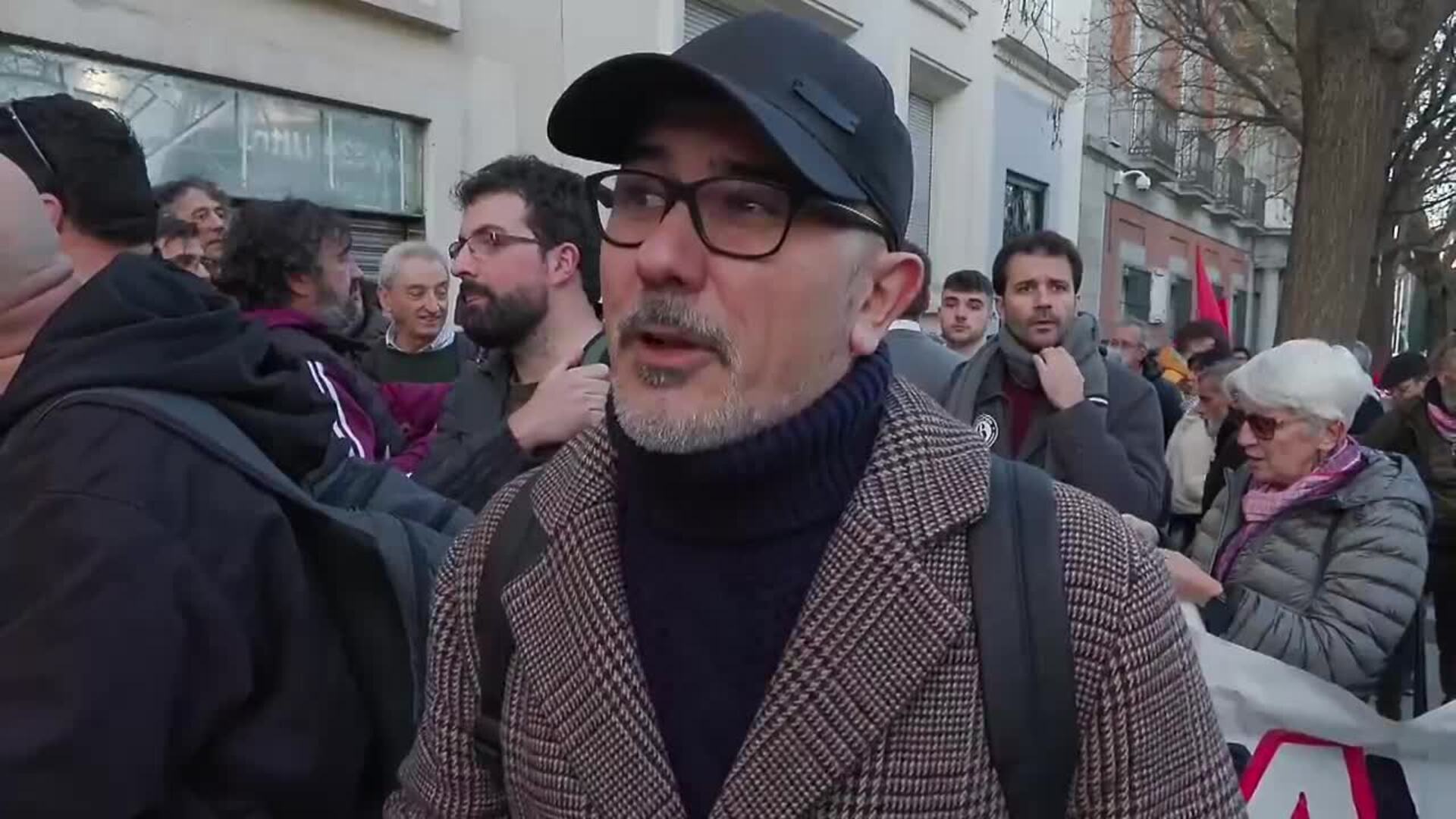 Concentración de la Plataforma por la Absolución 6 de Zaragoza frente al Congreso