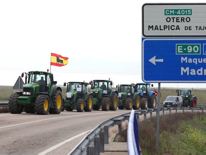 Las concentraciones de agricultores y ganaderos en Toledo, en imágenes