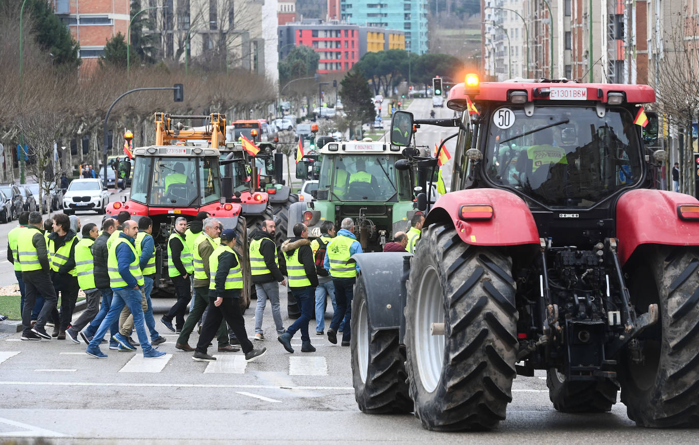 Concentración de tractores en la capital burgalesa