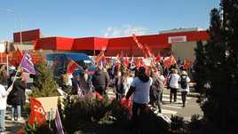 Los trabajadores de Bimbo en Alicante alcanzan un preacuerdo de traslados, prejubilaciones y salidas incentivadas tras el cierre