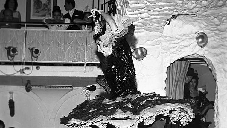 Bailaora en el Tablao Los Canasteros de Madrid