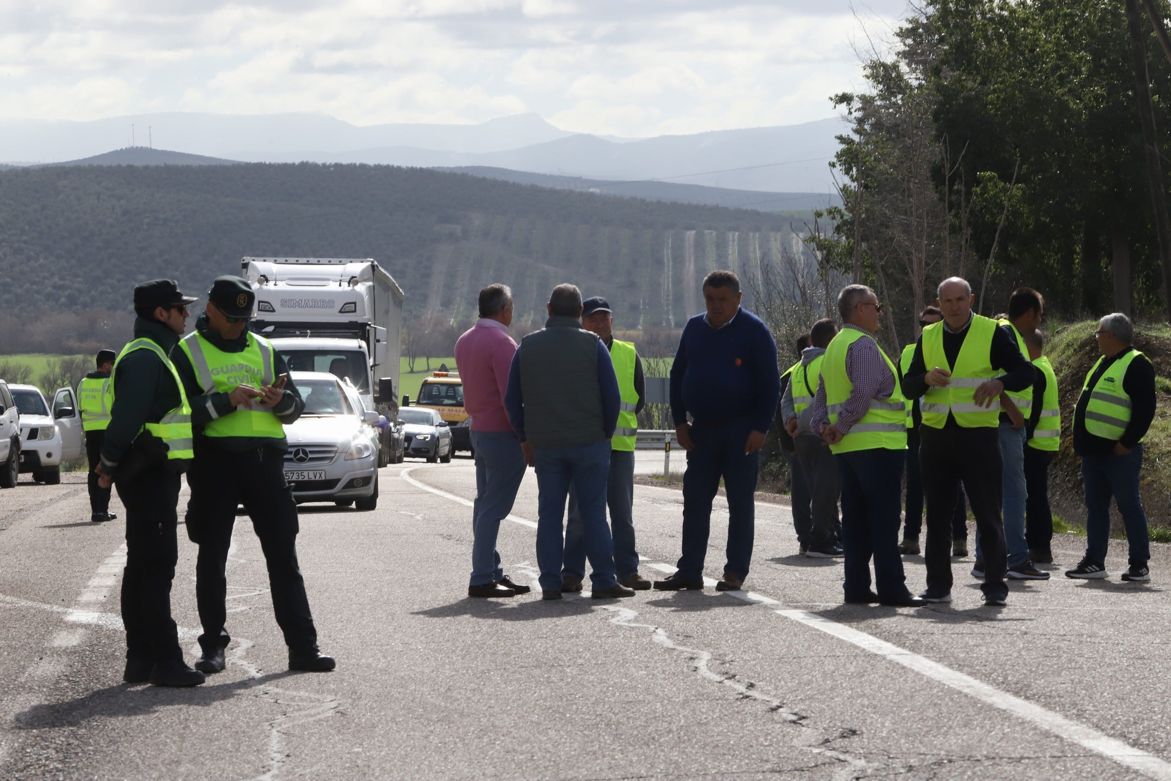Fotos: las tractoradas colapsan varias carreteras de Córdoba