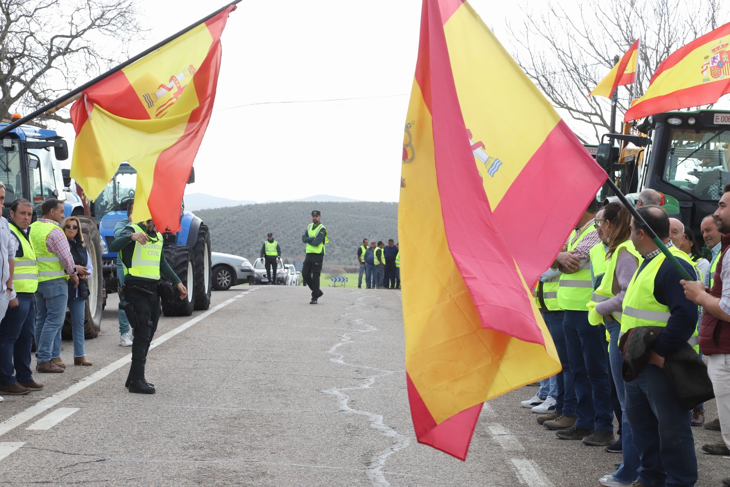 Fotos: las tractoradas colapsan varias carreteras de Córdoba