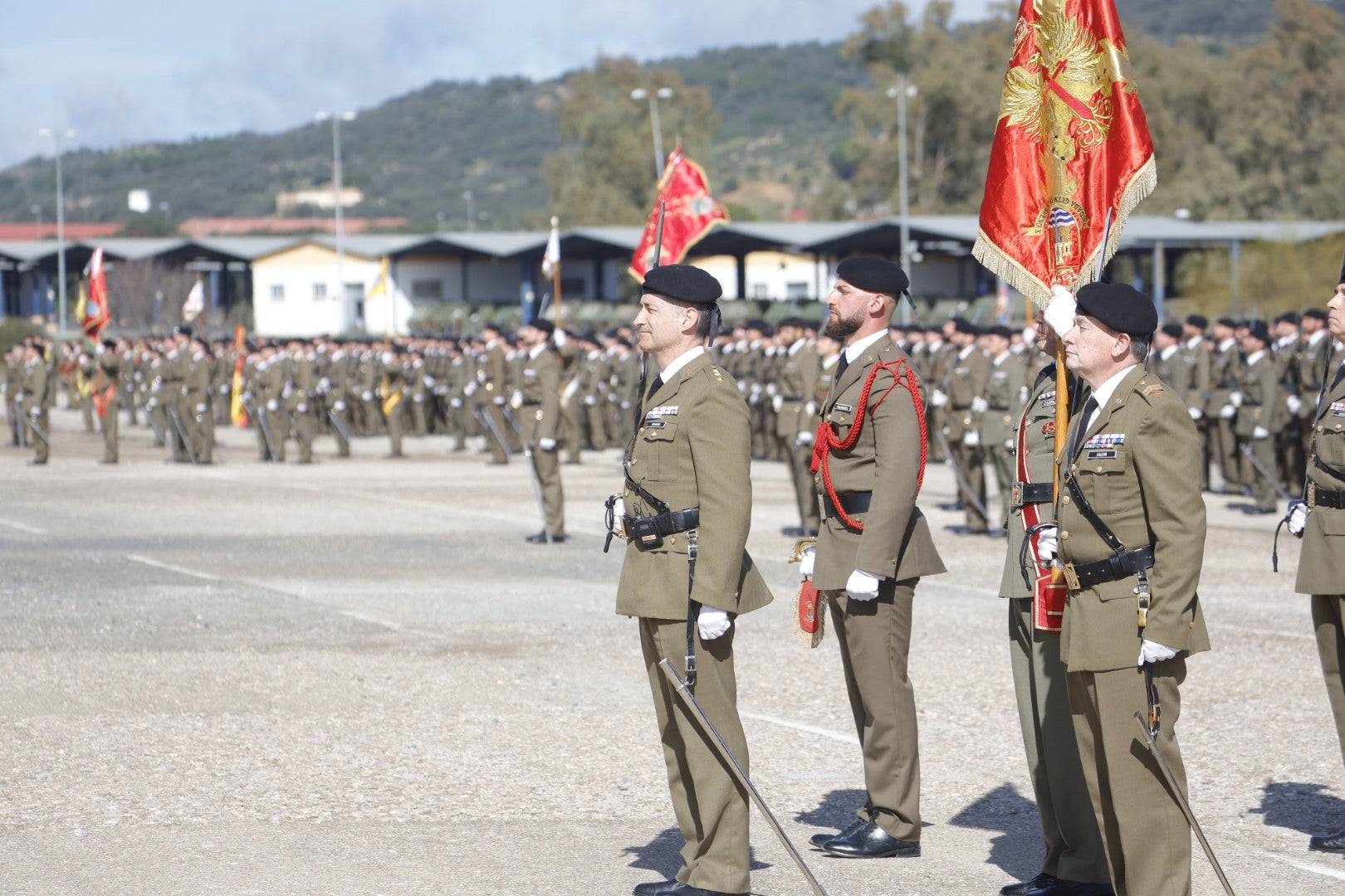Fotos: la toma de posesión del nuevo general de la Brigada de Cerro Muriano