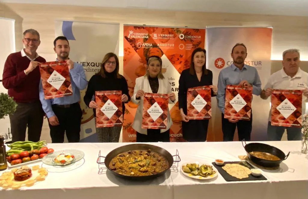 Imagen de la presentación de las Jornadas de los Platos de Cuchara por parte de Conhostur y Turismo CV