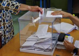 Hasta qué hora puedo votar en las elecciones de Galicia: a qué hora cierran los colegios