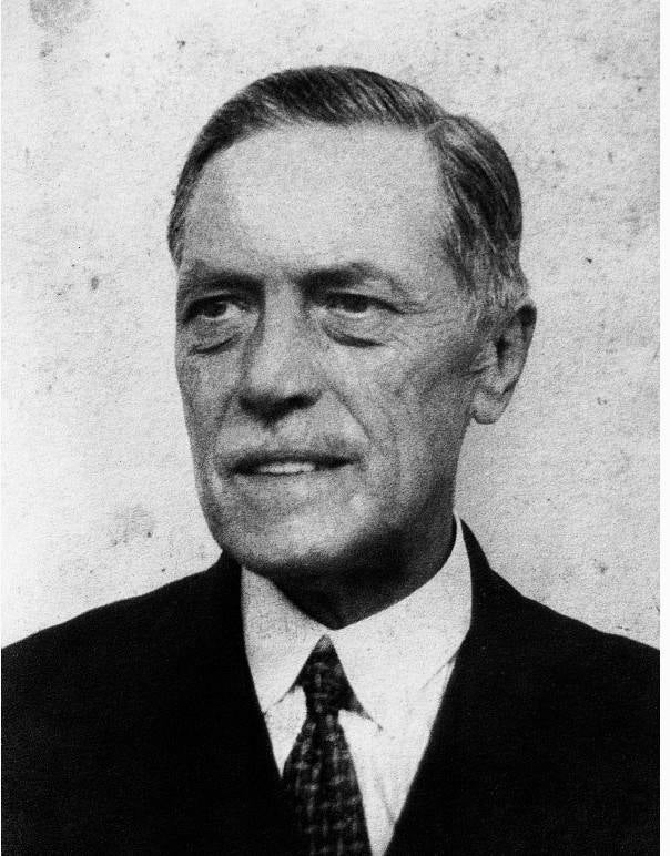 El arquitecto José Ramón Ortiz Portillo (Lanestosa, 1865 - Madrid, 1940). Foto publicada por la catedrática Maite Paliza Monduate en la revista 'Sancho el Sabio: Revista de Investigación Vasca' (2000)