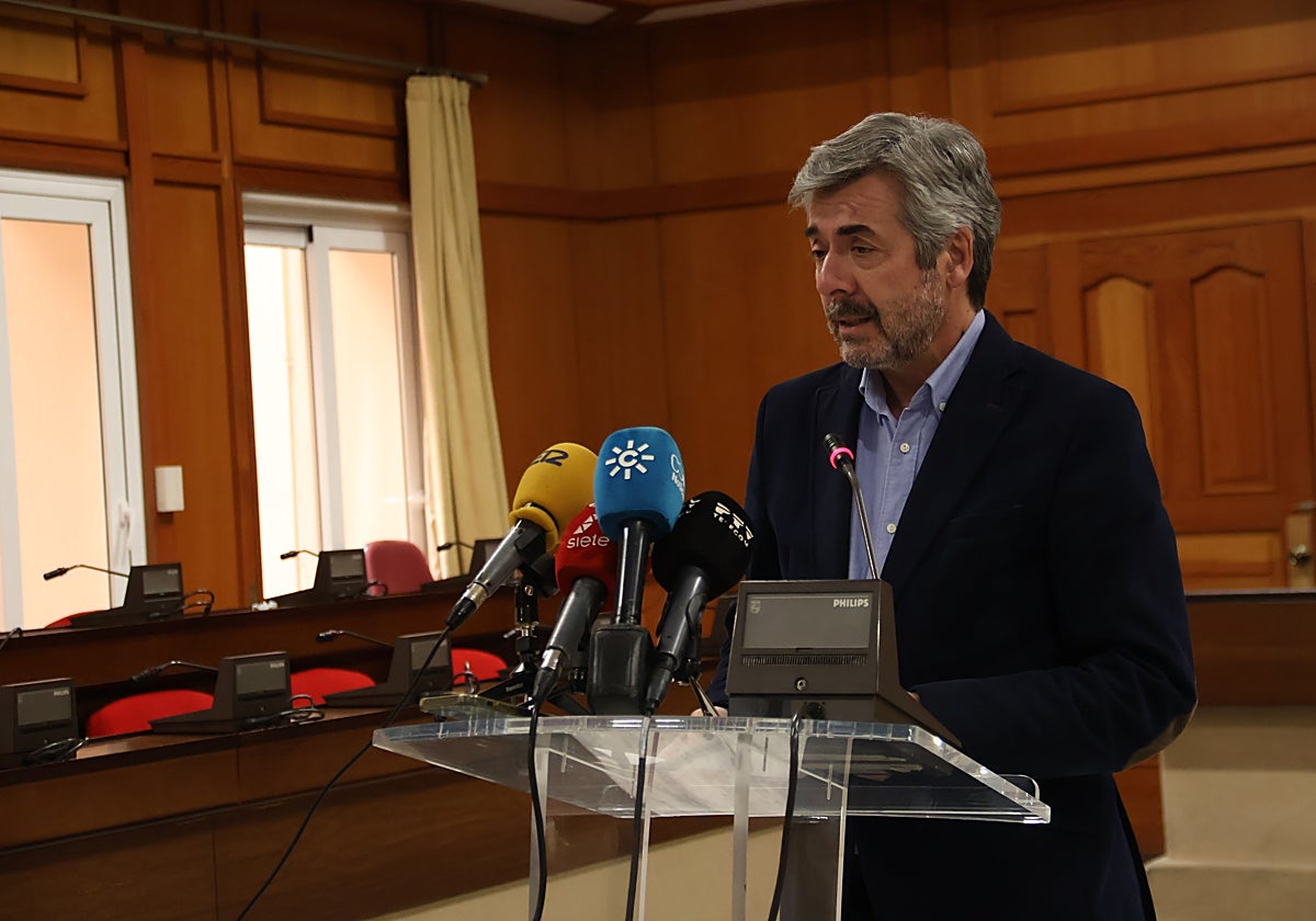 Torrico, en un momento de su intervención este lunes en el salón de plenos