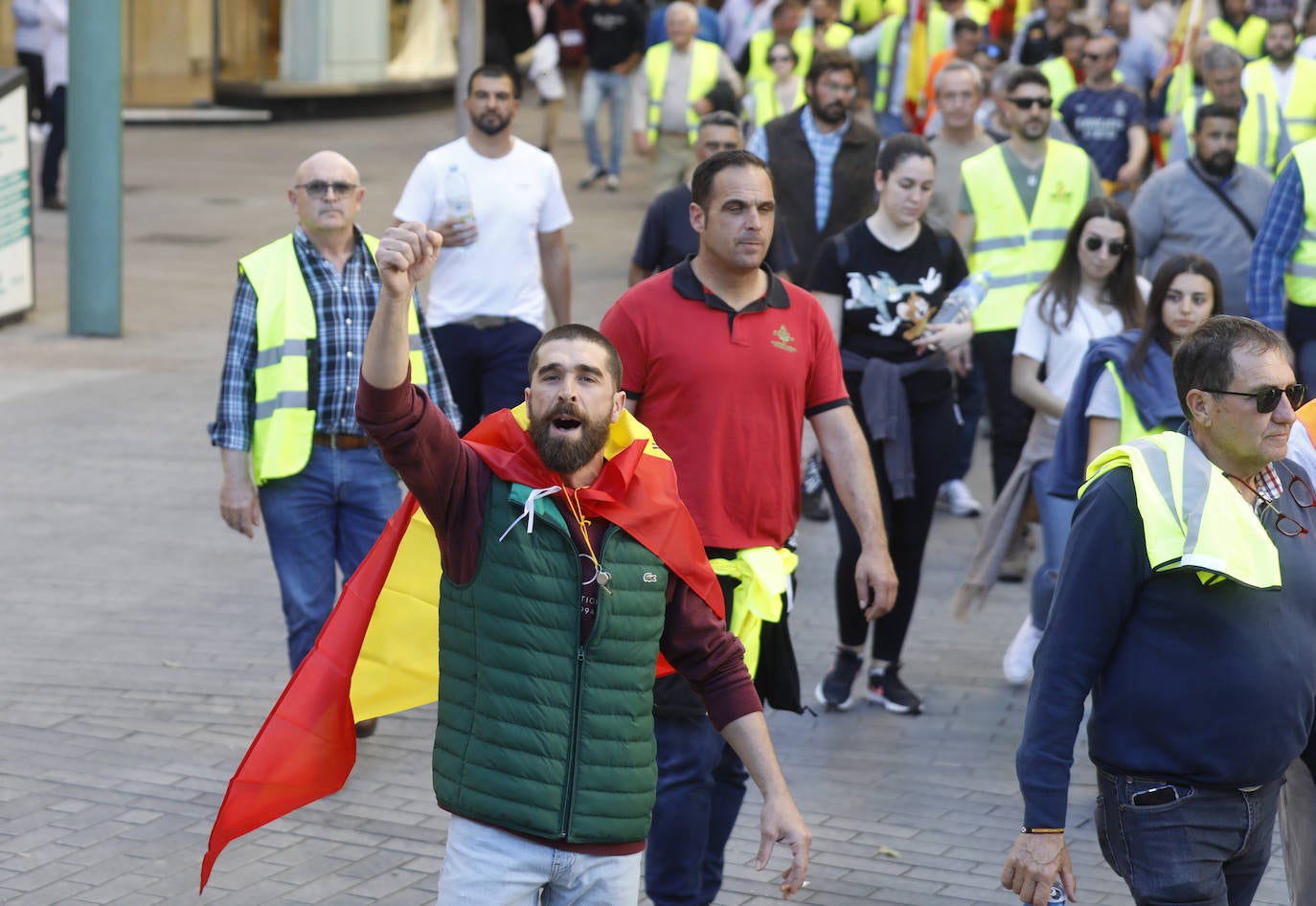 Fotos: la tensa protesta de los agricultores de Córdoba