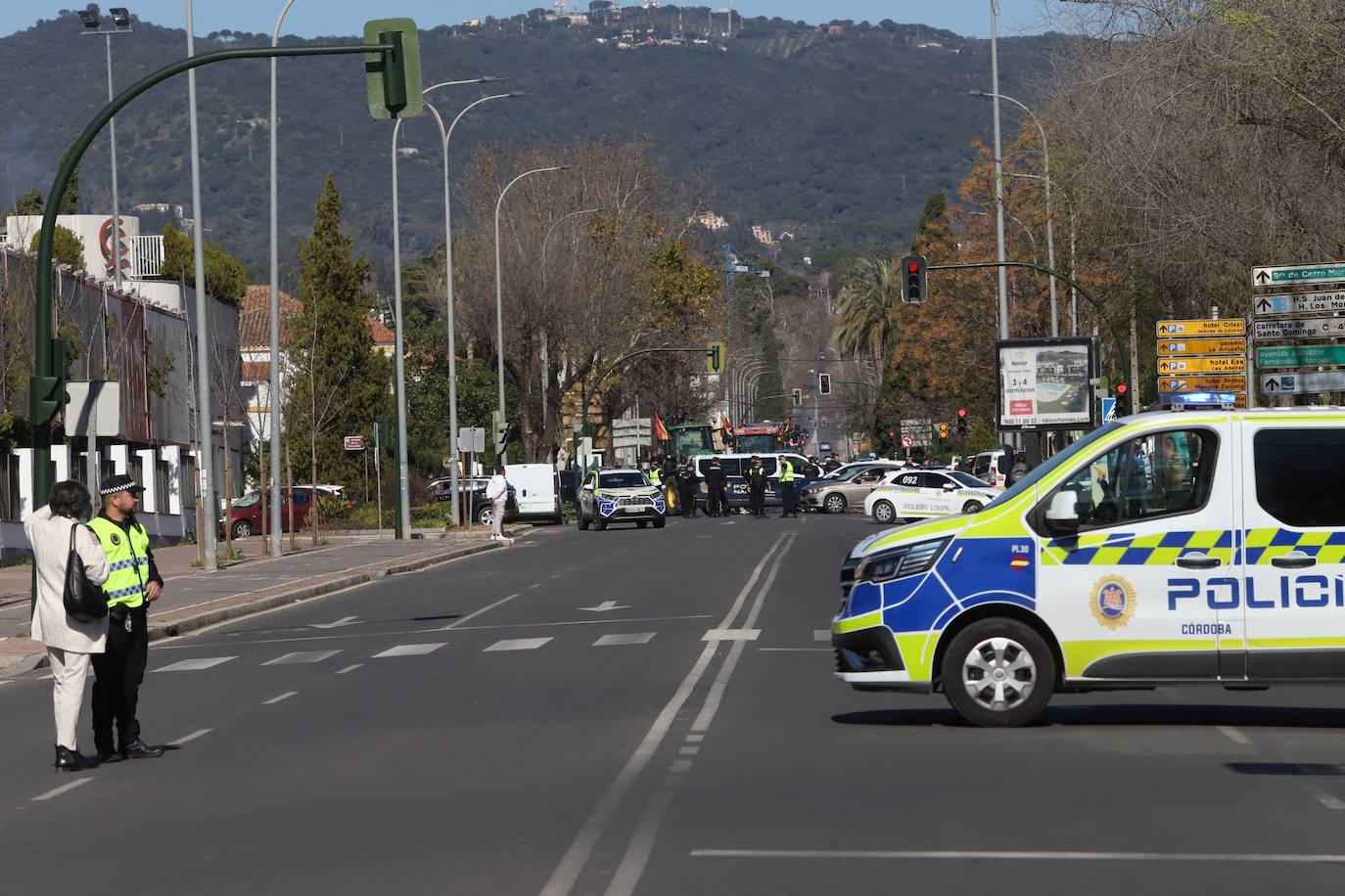 Fotos: la tensa protesta de los agricultores de Córdoba