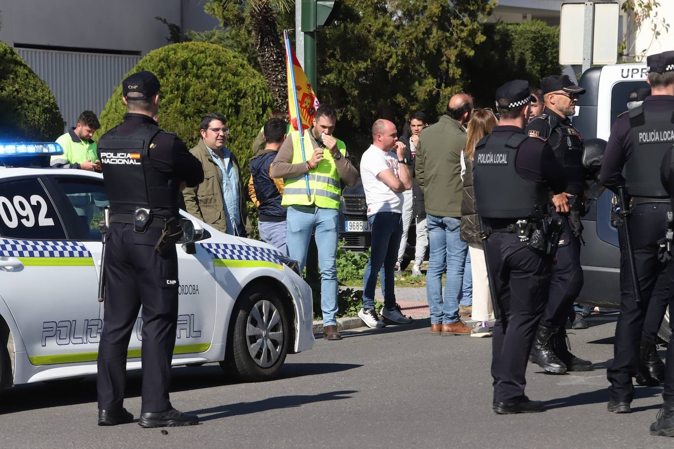 Fotos: la tensa protesta de los agricultores de Córdoba