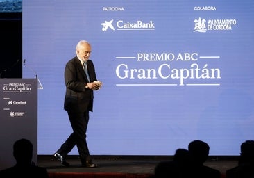 La entrega del Premio Gran Capitán de ABC a Muñoz Machado
