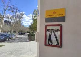 El horror a 400 metros de la tragedia: la guardería del pequeño fallecido en el incendio de Valencia, de luto
