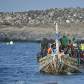 Canarias recibe un centenar de migrantes en las últimas horas a bordo de tres cayucos