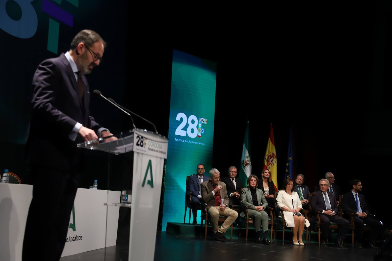 Fotos: la solemne entrega de las banderas de Andalucía en Córdoba