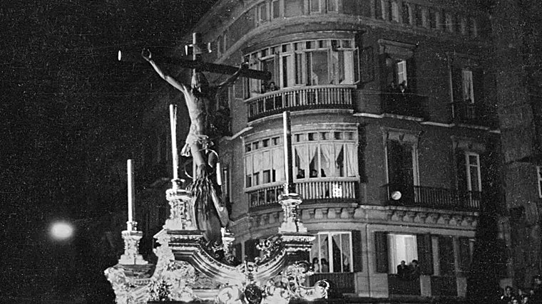 Guía de la Semana Santa de Málaga 2024: horarios, recorridos, hermandades y mejores lugares para verla