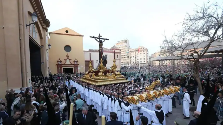 Semana Santa Burgos: Cornetas y tambores vuelven a marcar el paso