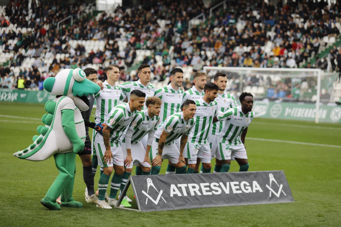 Fotos: la plácida victoria del Córdoba CF contra el Melilla