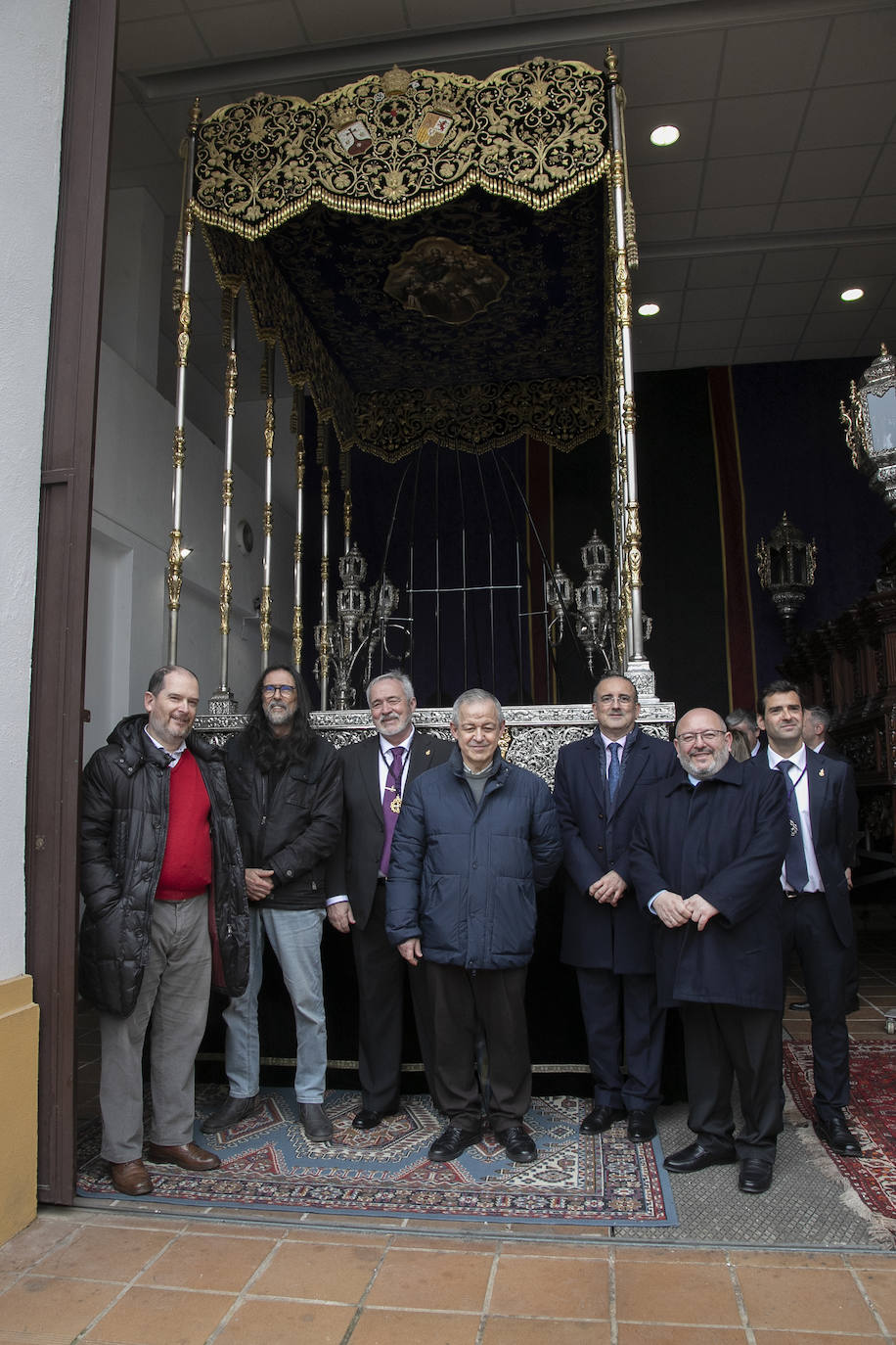 Fotos: El palio de la Virgen del Mayor Dolor en su Soledad de Córdoba luce nuevas proporciones