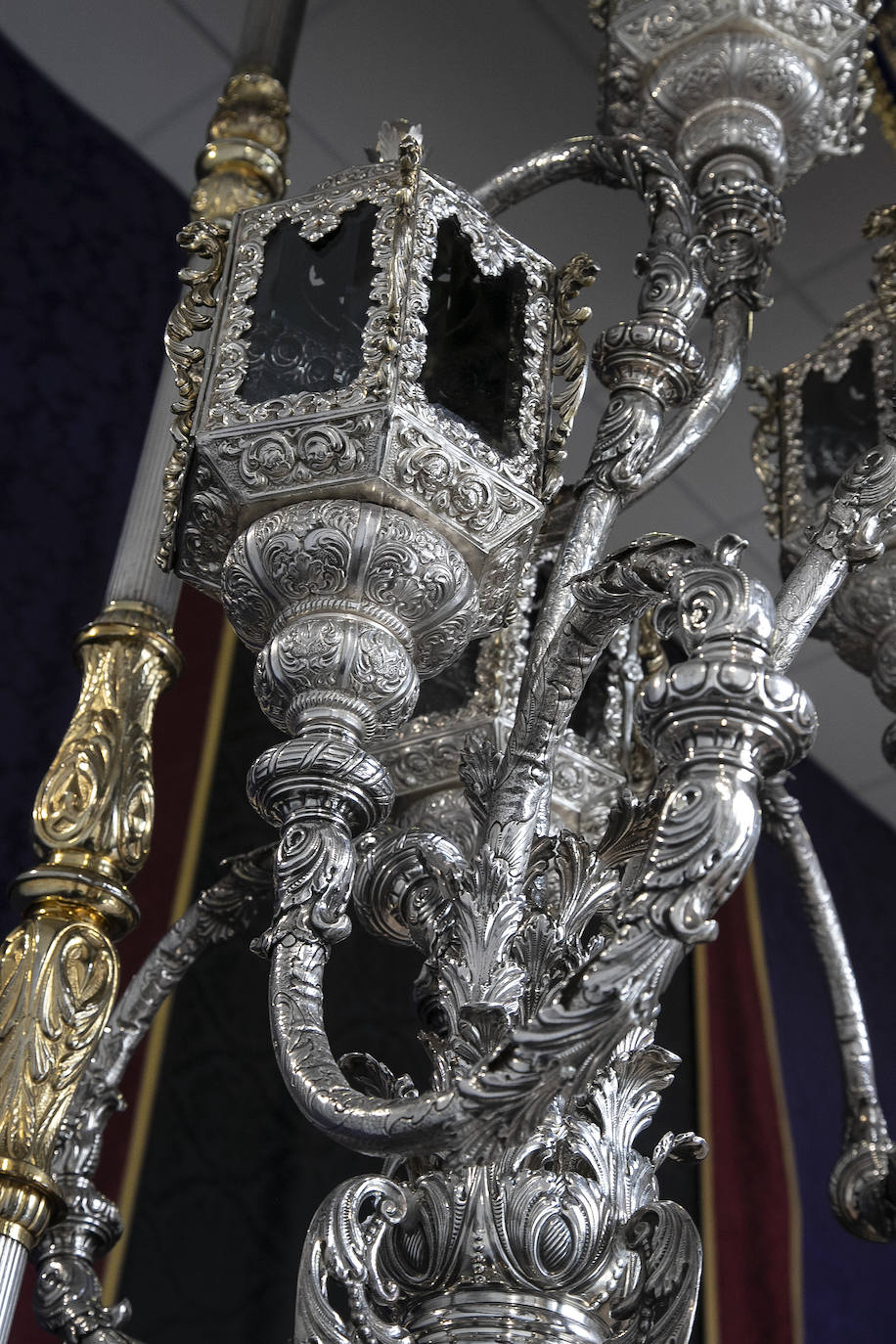 Fotos: El palio de la Virgen del Mayor Dolor en su Soledad de Córdoba luce nuevas proporciones