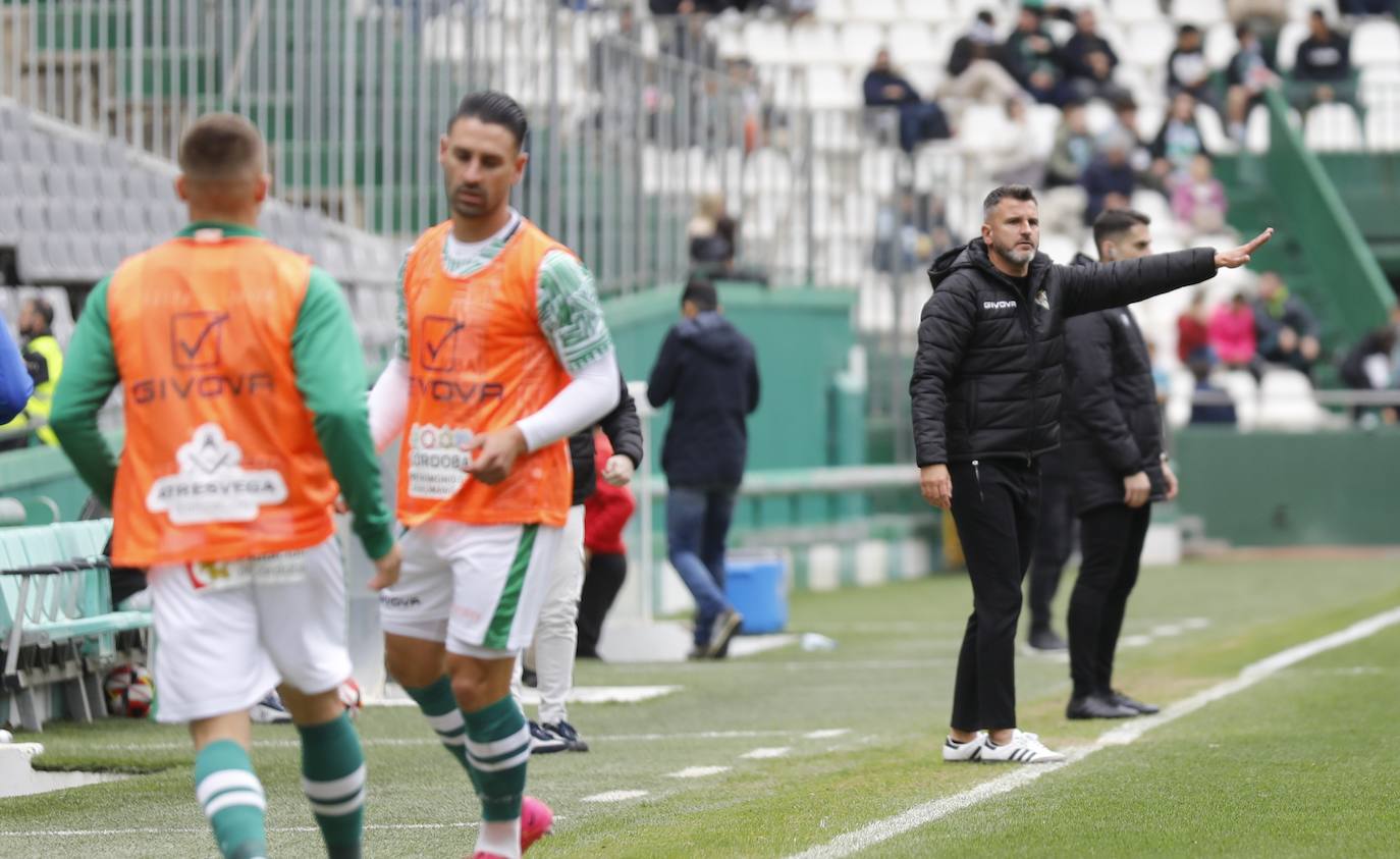 Fotos: la plácida victoria del Córdoba CF contra el Melilla