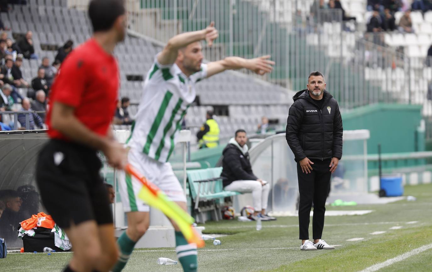 Fotos: la plácida victoria del Córdoba CF contra el Melilla