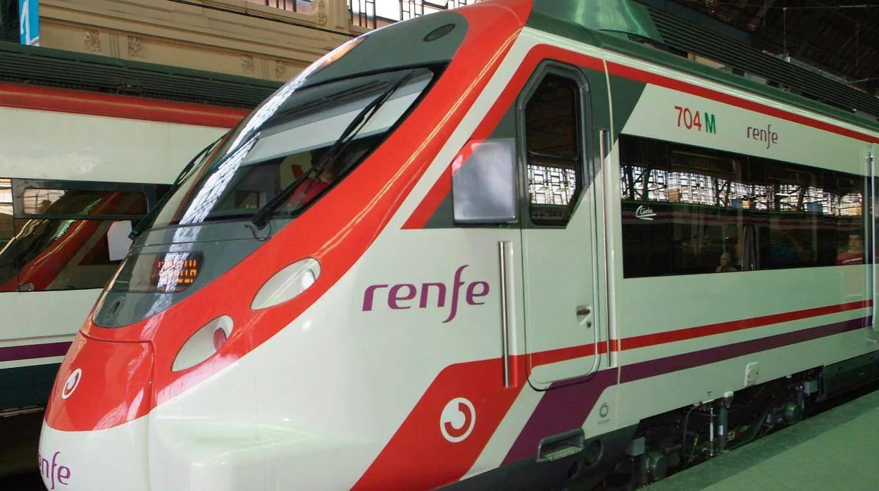 Imagen de archivo de un tren de Cercanías en la Estación del Norte de Valencia