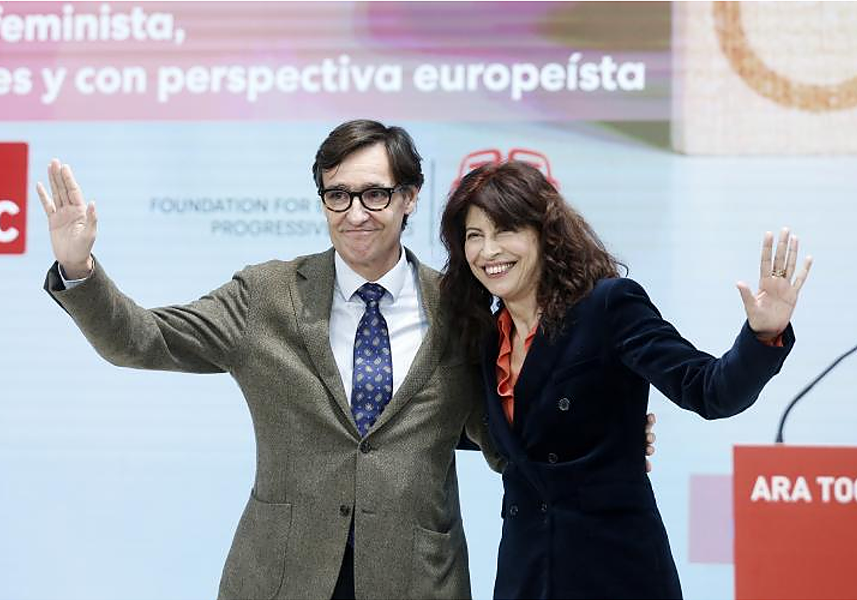 Salvador Illa y la ministra de Igualdad, Ana Redondo, la semana pasada en un acto del PSC en Barcelona