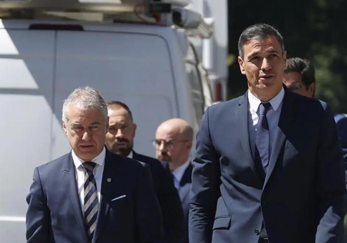 El presidente del Gobierno, Pedro Sánchez, y el lendakari, Iñigo Urkullu, en una imagen de archivo