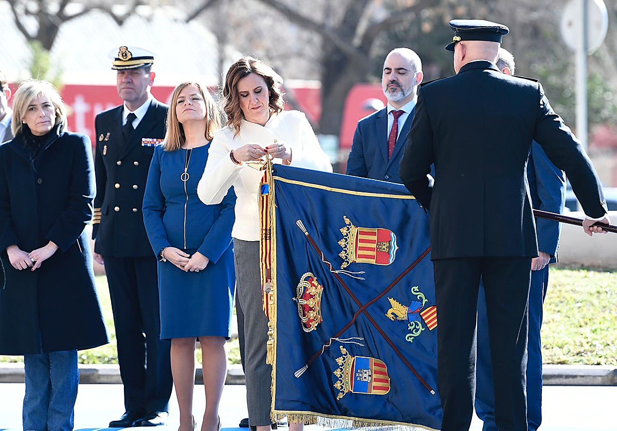 Imagen de la alcaldesa de Valencia, María José Catalá, en la inauguración de la nueva plaza de la Policía Nacional
