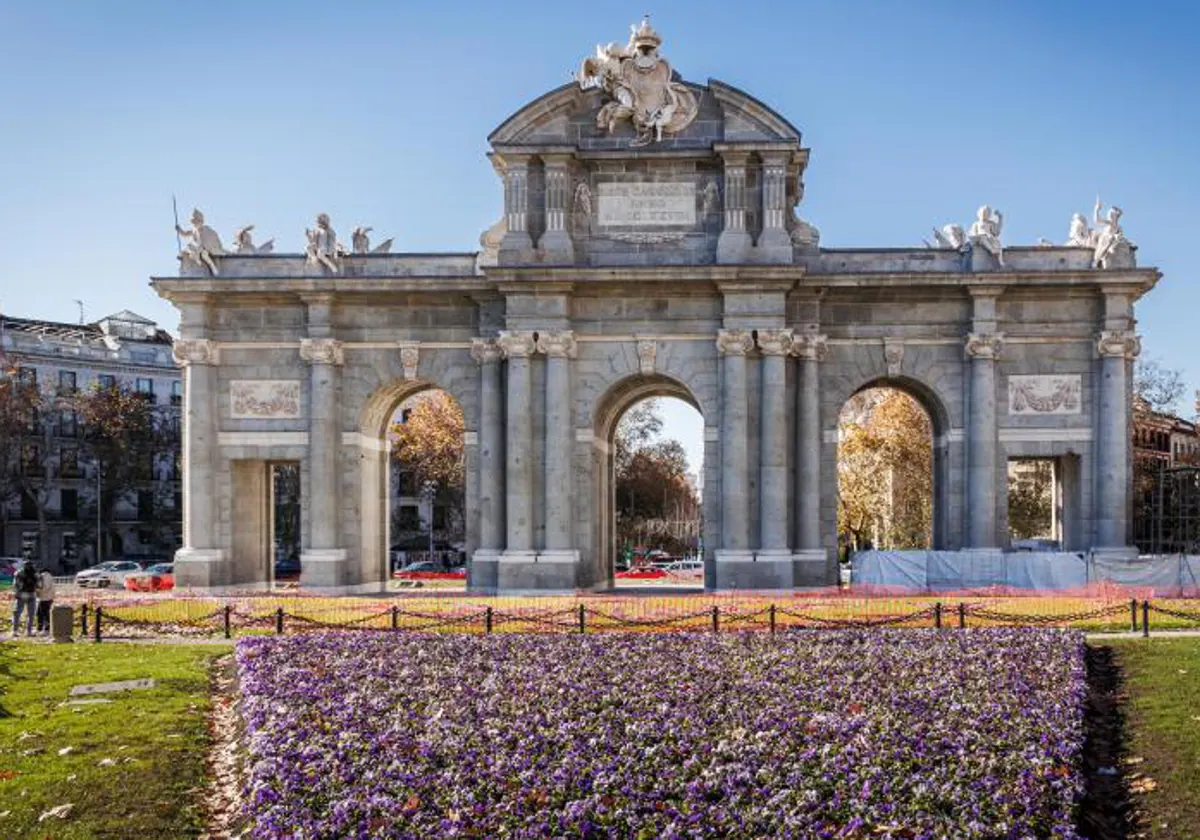 La icónica Puerta de Alcalá