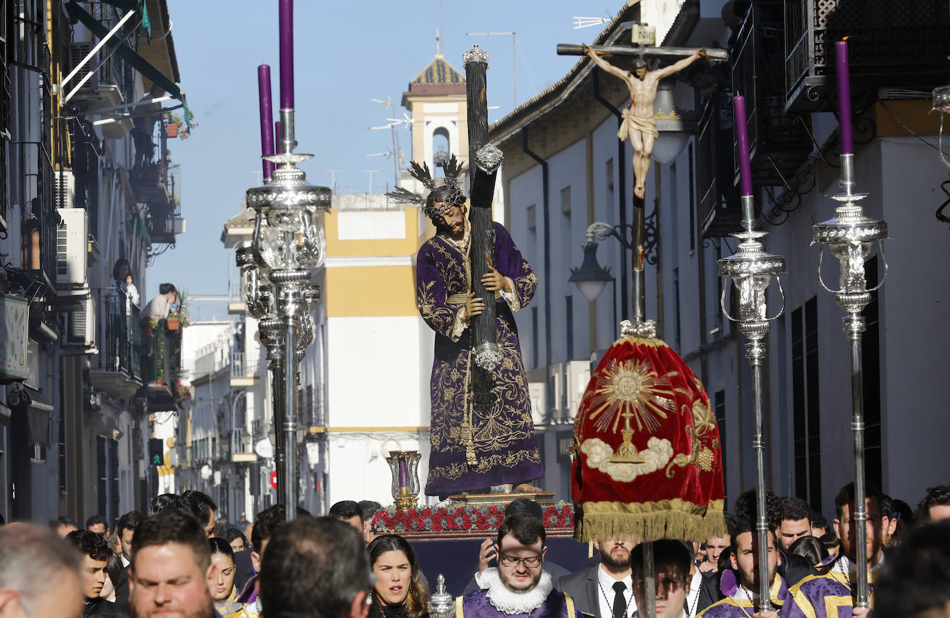 Fotos: El emocionante vía crucis de Jesús del Calvario a la Catedral de Córdoba por sus tres siglos