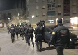 Operación policial contra una organización de tráfico de drogas en Barcelona
