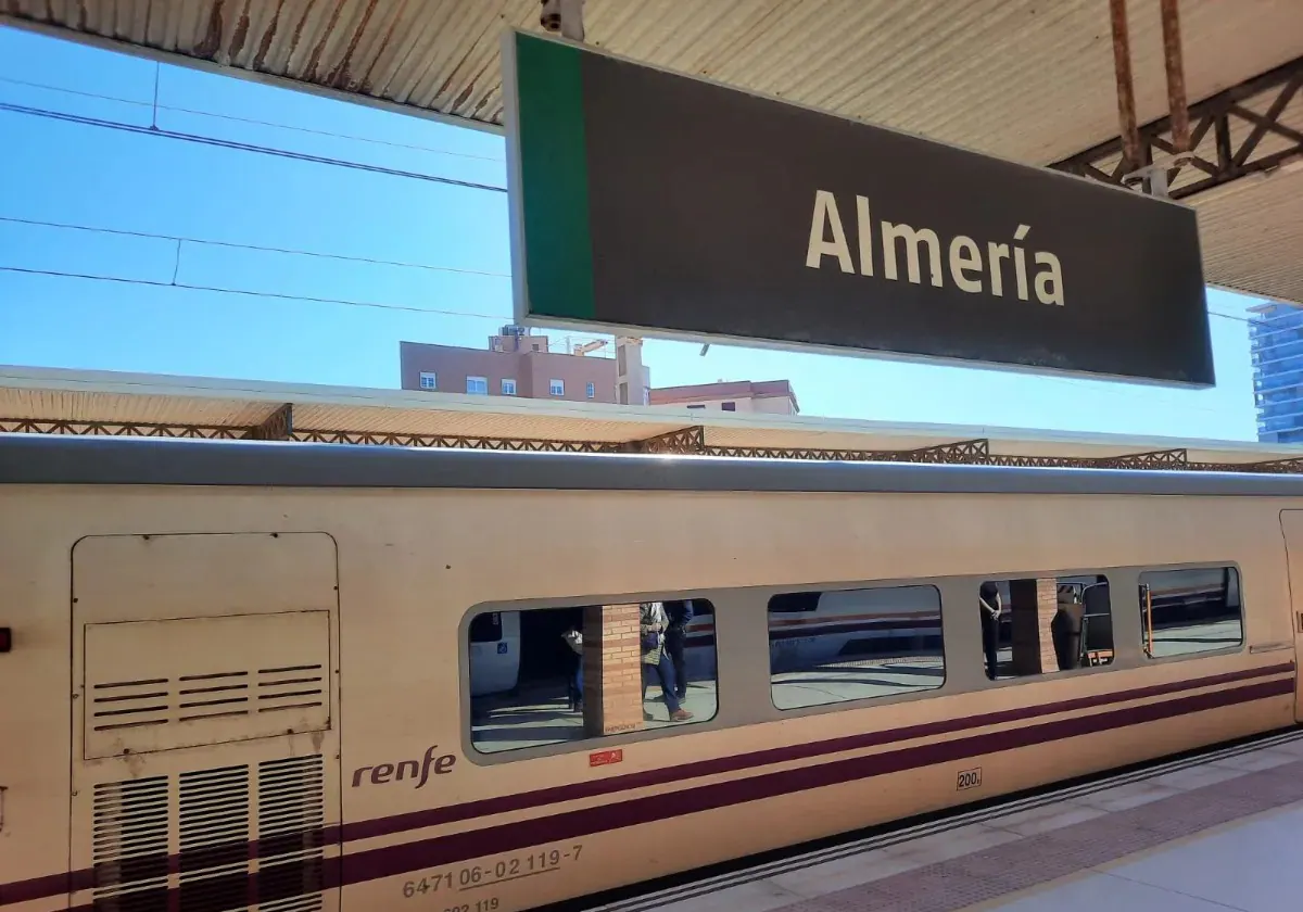 La estación de tren de Almería estará fuera de servicio a partir del 5 de marzo.