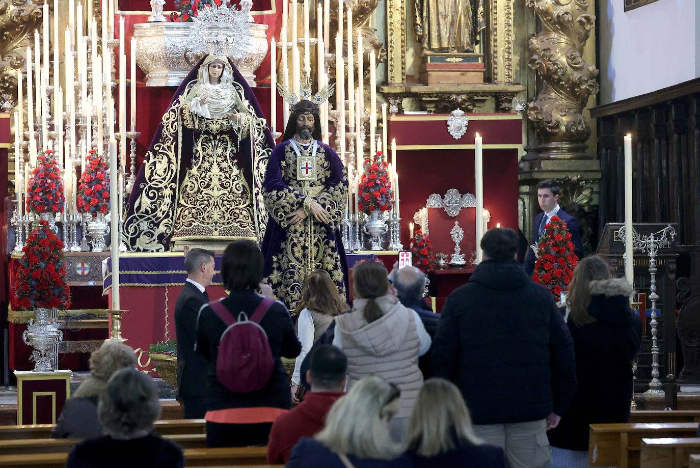 Fotos: la honda tradición del primer viernes de marzo en Córdoba