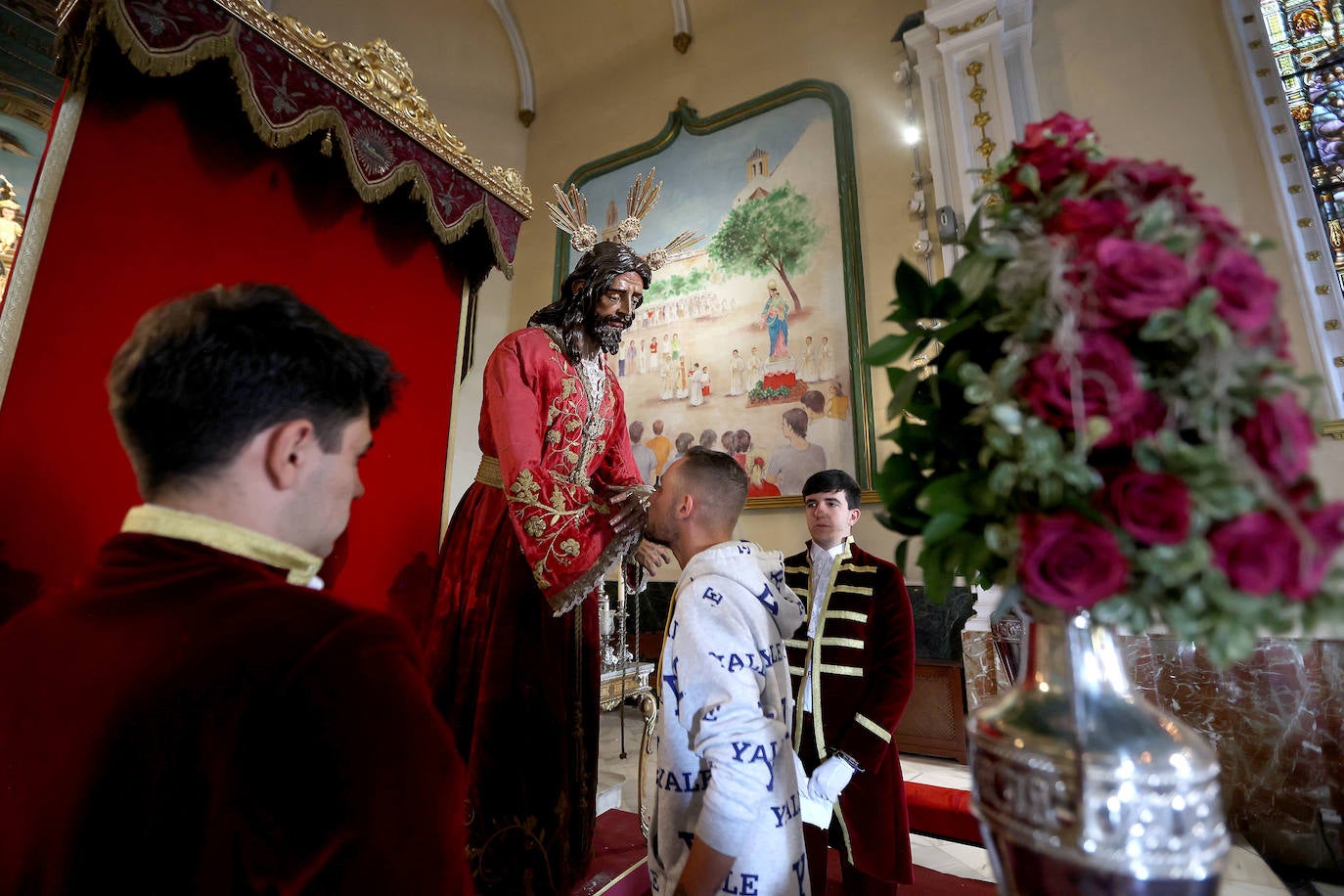 Fotos: la honda tradición del primer viernes de marzo en Córdoba