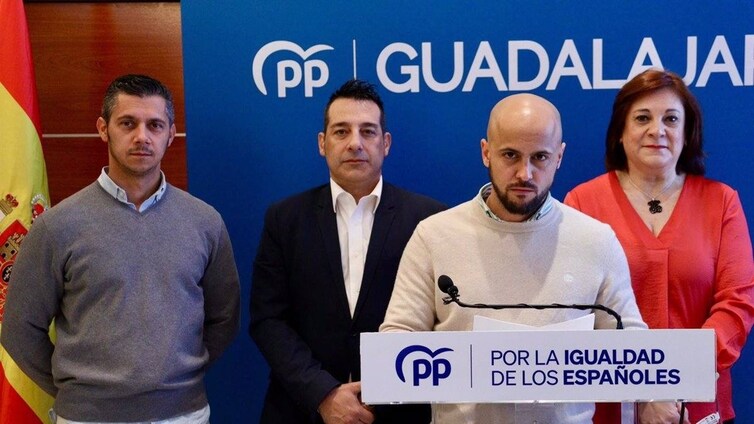 El PP reprocha al alcalde de Azuqueca que «huya por intereses personales y deje tirados a los vecinos»