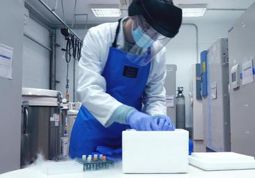 Salud guarda lágrimas, uñas y aire exhalado para la investigación de enfermedades en Andalucía