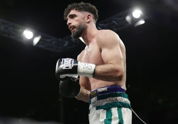 José Luis Navarro 'El Cazador Jr' regresa al ring con una nueva victoria