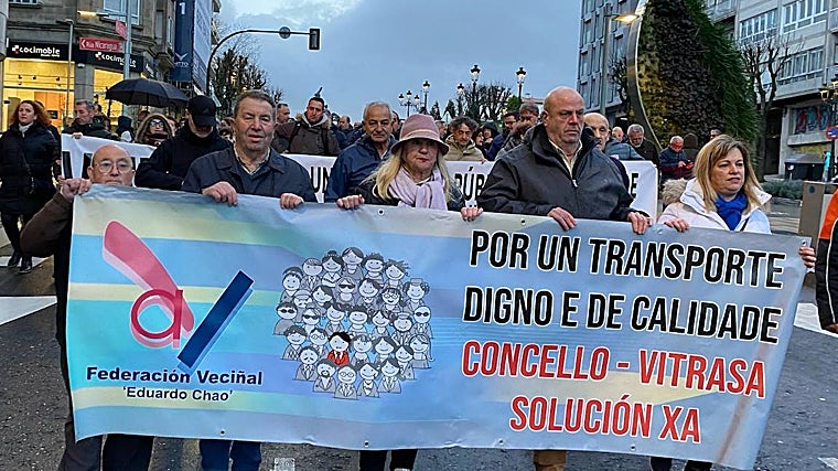 Una manifestación por el centro de Vigo, el pasado jueves, reclamando un transporte público «digno y de calidad»