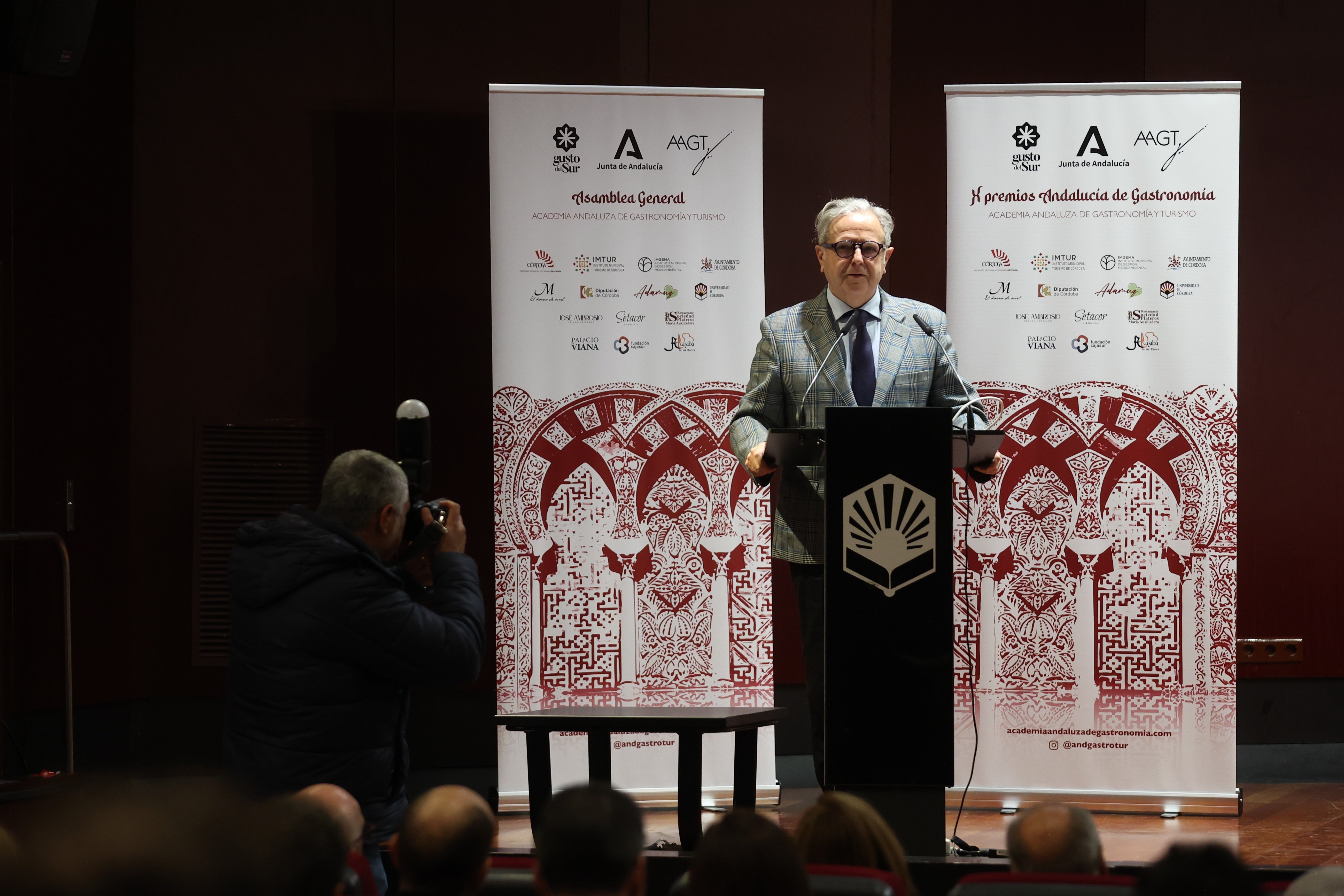 Fotos: la Academia Andaluza de Gastronomía y Turismo entrega los X Premios Andalucía Gastronomía