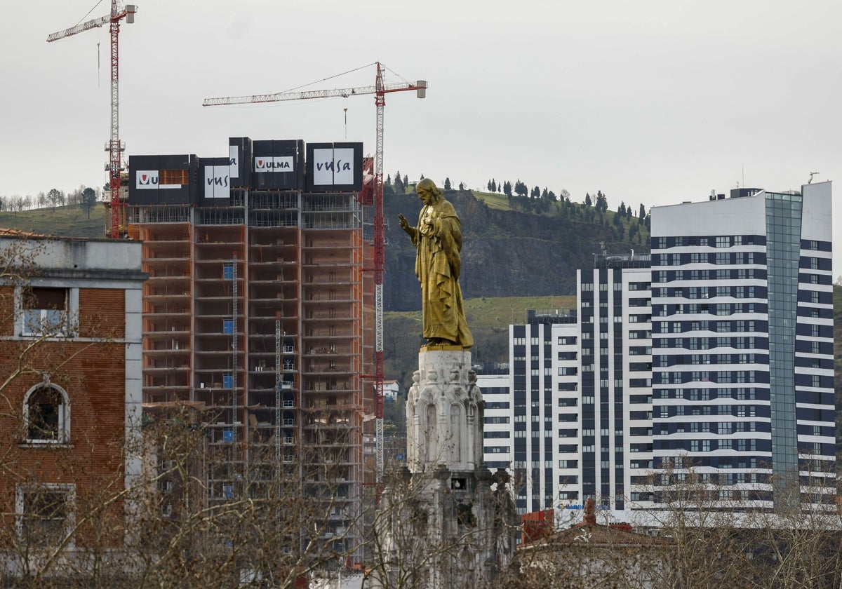 Varios bloques de viviendas en Bilbao