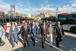 Alicante avanza hacia una movilidad  sostenible en los autobuses urbanos con 46 vehículos eléctricos e híbridos